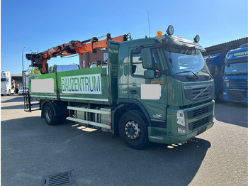 Camião de caixa aberta/ Plataforma VOLVO FM 330