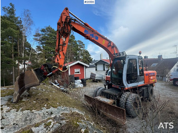 Escavadeira HITACHI EX135W