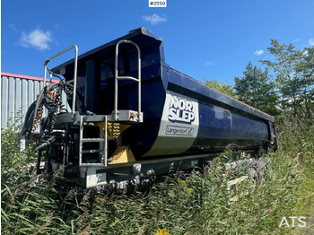 Semi-reboque basculante