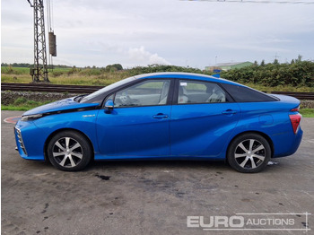 Automóvel 2017 Toyota Mirai Fuel Cell, Hydrogen Hybrid, Automatic (German Reg. Docs. Available): foto 2