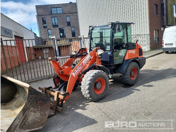 Pá carregadora de rodas KUBOTA R065