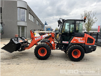 Pá carregadora de rodas KUBOTA R065
