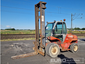 Empilhador todo-o-terreno MANITOU MC