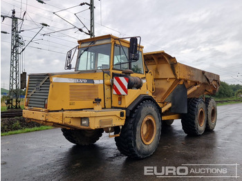Caminhão articulado VOLVO A25C