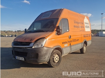 Furgão IVECO Daily 35s14