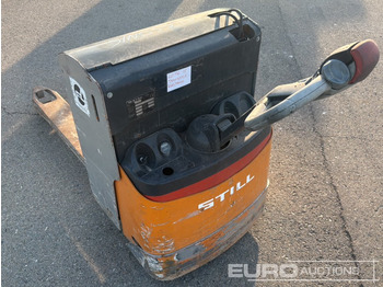 Equipamento de movimentação STILL