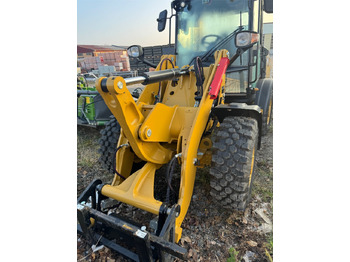 Pá carregadora de rodas novo Caterpillar 906: foto 2