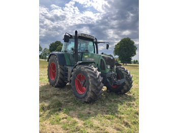 Trator FENDT 718 Vario