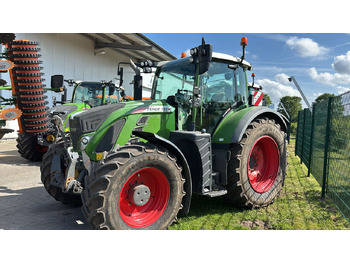 Trator FENDT 722 Vario