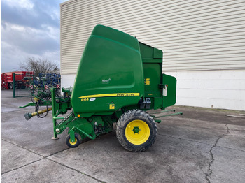 Máquina para produção de feno JOHN DEERE