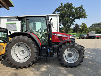 Trator MASSEY FERGUSON 5712