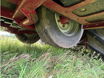 Distribuidor de fertilizantes Vredo VT 7138   SWINGMAX36 Gestänge: foto 2
