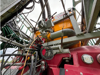 Distribuidor de fertilizantes Vredo VT 7138   SWINGMAX36 Gestänge: foto 5