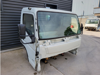 Cabine e interior para Camião Mitsubishi Fuso "C": foto 5 Cabine e interior para Camião Mitsubishi Fuso "C": foto 5