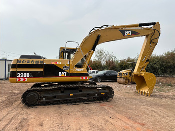 Escavadora de rastos CATERPILLAR 320BL