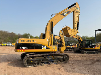 Escavadora de rastos CATERPILLAR 320C