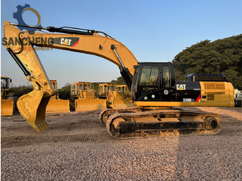 Escavadora de rastos CATERPILLAR 330D2L