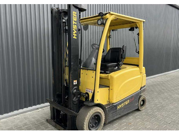 Empilhador elétrico HYSTER