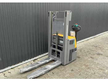 Stacker JUNGHEINRICH EJC