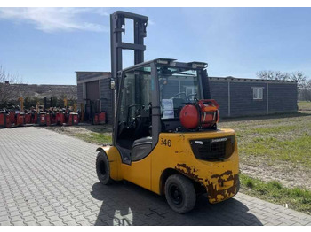 Empilhador a gás JUNGHEINRICH TFG