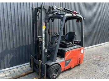 Empilhador elétrico LINDE E16