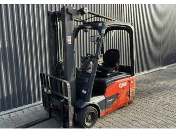 Empilhador elétrico LINDE E16