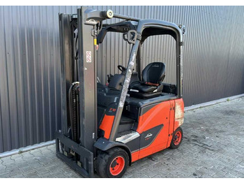 Empilhador elétrico LINDE E18