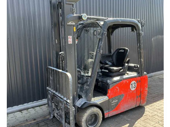 Empilhador elétrico LINDE E20
