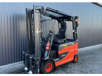 Empilhador elétrico LINDE E