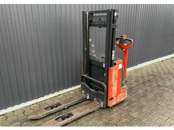 Stacker LINDE L12