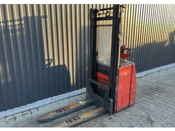 Stacker LINDE L16