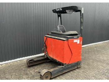 Empilhador retráctil LINDE R14