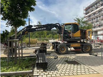 Escavadeira de rodas VOLVO EWR150E