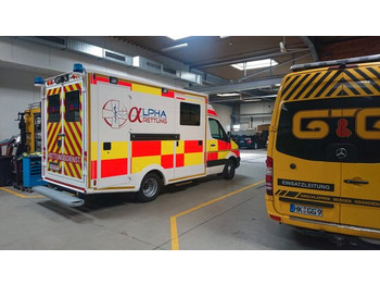 Ambulância MERCEDES-BENZ Sprinter 519