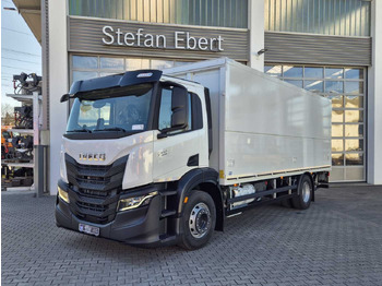 Camião transporte de bebidas IVECO S-WAY