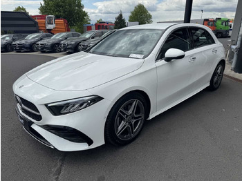Sedan Mercedes-Benz A 200d AMG+AHK+Ambiente+RFK+MBUX+LED+IHC: foto 2