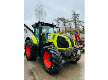 Trator CLAAS Axion 830