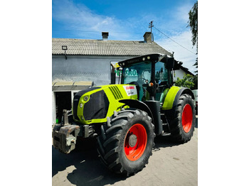 Trator CLAAS Arion 650