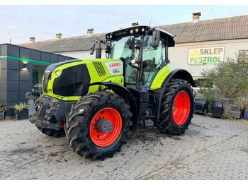 Trator CLAAS Axion 830