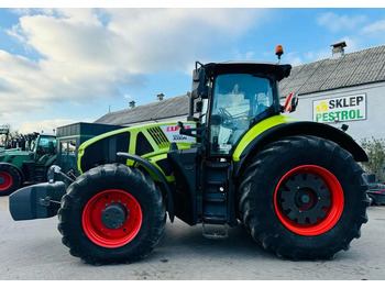 Trator CLAAS Axion 960
