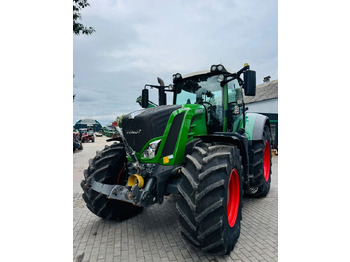 Trator FENDT 828 Vario
