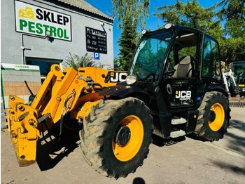 Empilhador telescópico JCB