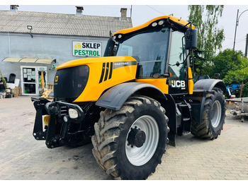 Trator JCB