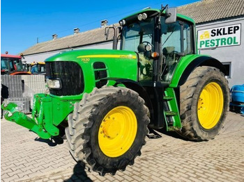 Trator JOHN DEERE 7530