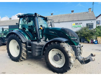 Trator VALTRA T214