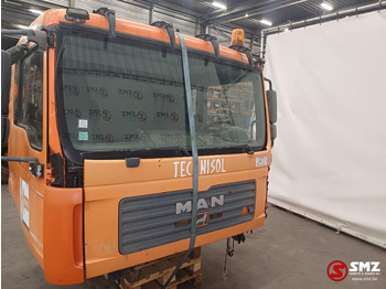 Cabine e interior MAN