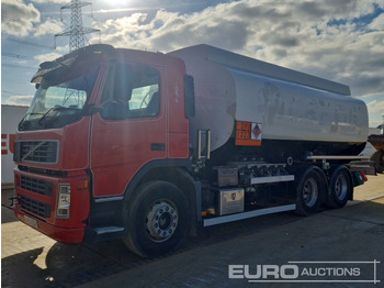 Camião cisterna VOLVO FM 300
