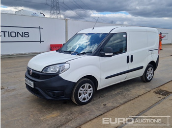 Furgão compacto FIAT Doblo