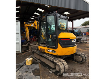 Mini escavadeira JCB