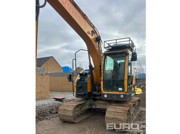 Escavadora de rastos HYUNDAI